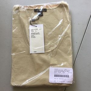 NWT ST. JOHN RIBBED SCOOP NECK SHELL